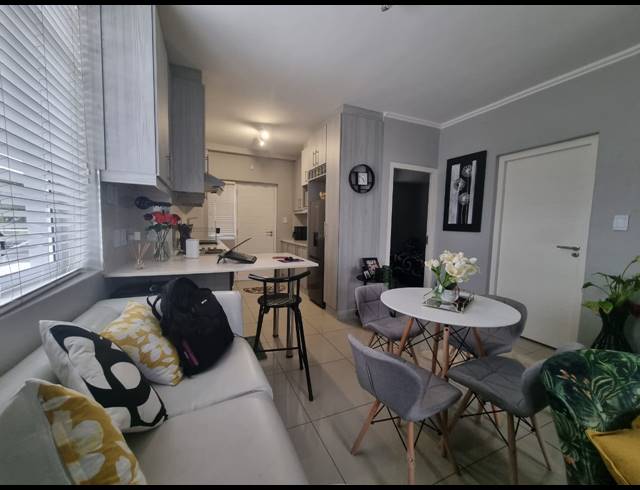 2 BEDROOM APARTMENT SOLD IN DURBANVILLE CENTRAL